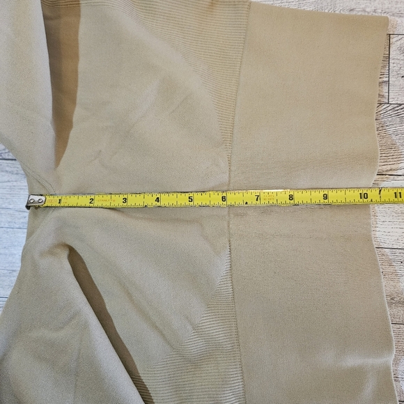 Set Active x MadHappy Colab Sculptflex Leggings Beige Size Medium Seamless - Picture 7 of 8